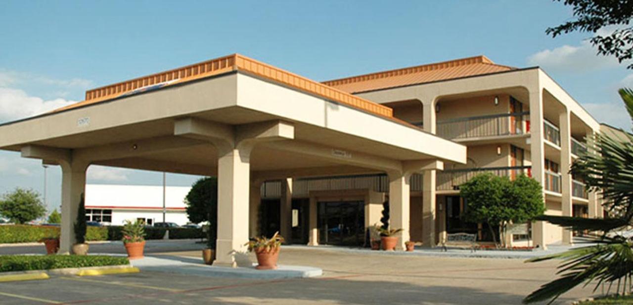 Executive Inn Dallas Buitenkant foto